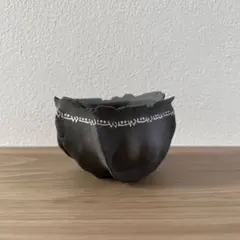 thha__ オブジェ 陶器 ( 植木鉢 2026年最新】thha__ 鉢の人気アイテム - メルカリ