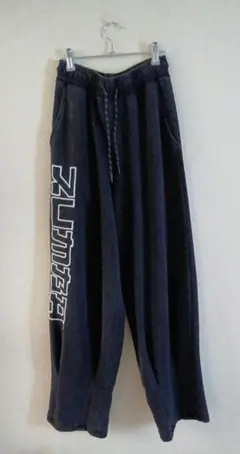 正規品　zumba　ズンバパンツ　黒