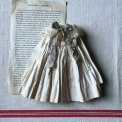 紅茶染めりぼんワンピース　ブライスアウトフィット　ハンドメイド　ネオブライス洋服