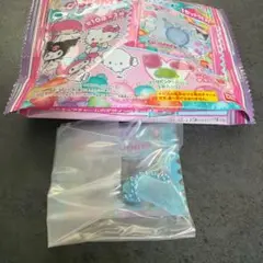 サンリオ　グミ　チャーム