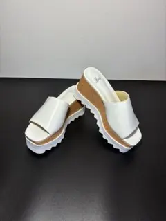 Rady サンダル ホワイト 厚底 ミュールのサムネイル