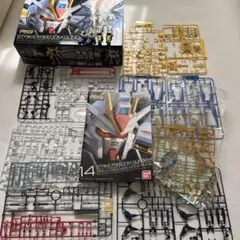 ガンダム　プラモデル　未完成品