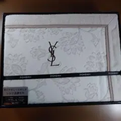 Yves Saint Laurent 布団・毛布