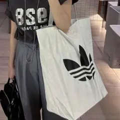 アディダス エコバッグ ショッパー 大人気 М 大容量 adidasのサムネイル