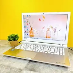 綺麗なおしゃれゴールド❣新品SSDで快適✨カメラ付き ブルーレイ フルHD 薄型