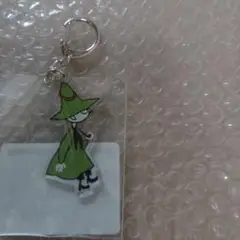 ムーミン　ポップアップストア限定　アクリルキーホルダースナフキン　Looking