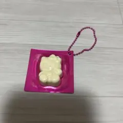 サンリオ ハローキティ QBB型抜きチーズキーホルダー ガチャ　食品サンプル