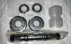 八田R9400 ボトムブラケット NJS 新品　最終在庫