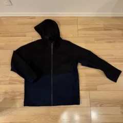 ブロックテックパーカー　ユニクロ