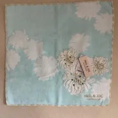 PAUL & JOE 花柄タオルハンカチ 水色　新品タグ付