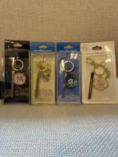 ディズニーホテル　キーチェーン4個セット