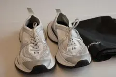 BALENCIAGAバレンシアガ サーキットスニーカー 25センチのサムネイル