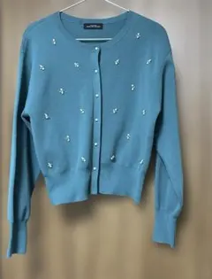 UNITED ARROWS グリーンレーベル　ビジューボタン カーディガンのサムネイル