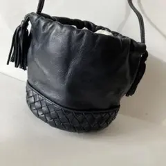 ボッテガヴェネタ　 レザー　巾着型 ショルダーバッグのサムネイル