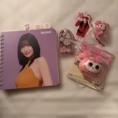 TWICE GiGO 限定 モモ　４点セットぬいぐるみ　マスコット　新品未使用 早い者勝ち‼️ 【GiGO限定】 TWICE モモ プライズ 4点セット
