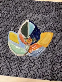 タイムセール‼️多色花びら型陶器皿