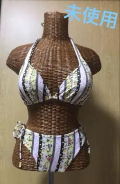 【未使用訳あり品】レディース　水着　セパレートのサムネイル