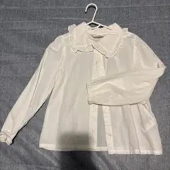 ホワイトフリル襟長袖シャツ