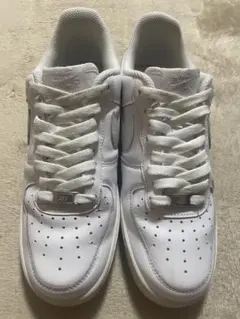 NIKE AIR FORCE 1 ホワイト スニーカー