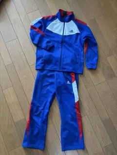 アディダスジャージセット