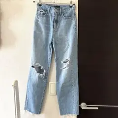 ユニクロ UNIQLO ペグトップハイライズジーンズ ダメージ 58