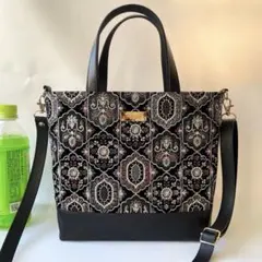 インド刺繍ベルベット素材と合皮　Mサイズ2wayトートバッグ　ハンドメイド
