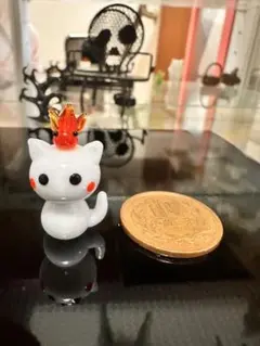 ガラス細工　猫と金魚