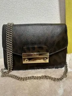 Item thumbnail for item 055ab56a-6096-4b56-96c5-412d50cef437