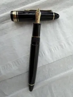 【極美品】セーラー万年筆 プロフィット 14K 585 ブラック 中字 Mのサムネイル
