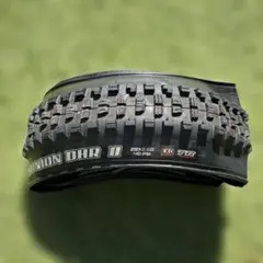 Gino様専用　新品中古セットMAXXISタイヤのサムネイル