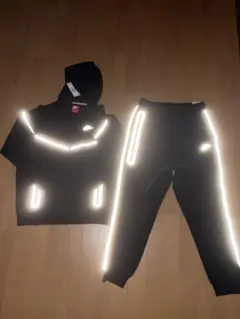 Nike テックフリース リフレクター付きM セットアップ 黒 タグ付き
