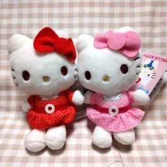 ハローキティレトロワンピースちょいデカマスコット