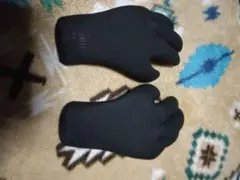 Fellowサーフグローブ 2mm 4mm 保温 裏起毛 スキン レディース