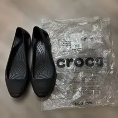 crocs sienna クロックス シエンナ フラットパンプス 黒 サイズw7のサムネイル