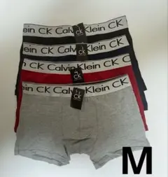 新品未着用Calvin Kleinカルバンクラインボクサーショーツ4枚