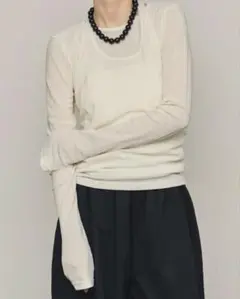 ホルターネック Tシャツ