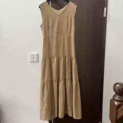 &.NOSTALGIAベージュ チェック柄 ノースリーブ ワンピース