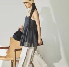 Bibiy〉FLEUR SHEER TOP シアートップス - メルカリ