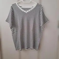 新品♡グリーンパクース♡ボーダー Vネック 半袖 Tシャツ フリーサイズのサムネイル