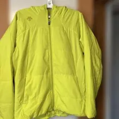 ライムグリーン ジップアップジャケット フード付き　サイズO
