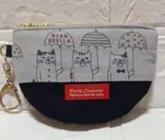 猫好きさんの半月ポーチ