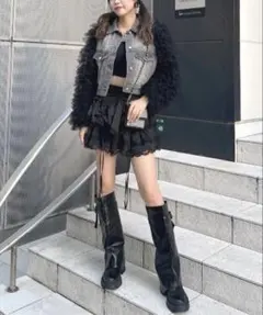 ほぼ未使用✨️ Darich ランダムフリルミニスカート　フレア　ギャザー　黒のサムネイル