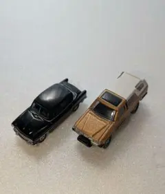 【非レア非売品】トヨタ 歴代名車ミニカー 初代クラウン＆ハイラックスサーフ 2台