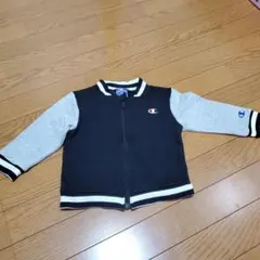 チャンピオン薄いジャンバー95㎝