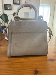 russet ショルダーバッグ