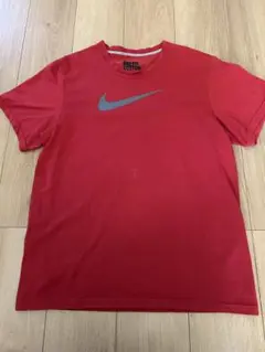 ナイキ　Tシャツ
