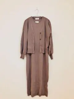 BEAMS HEART グレージュ　ブラウン　セットアップ　ニットワンピース