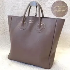 良品✨ヤングアンドオルセン シボ革 グレージュ レザートートバッグのサムネイル