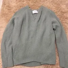 ADAM ET ROPÉ ミントグリーン Vネックセーター