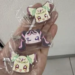 プリキュア　ヘアクリップ　ガチャガチャ